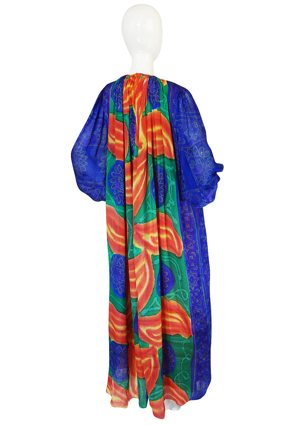 1970s Beautiful Tie Dye Silk Chiffon Caftan Dress