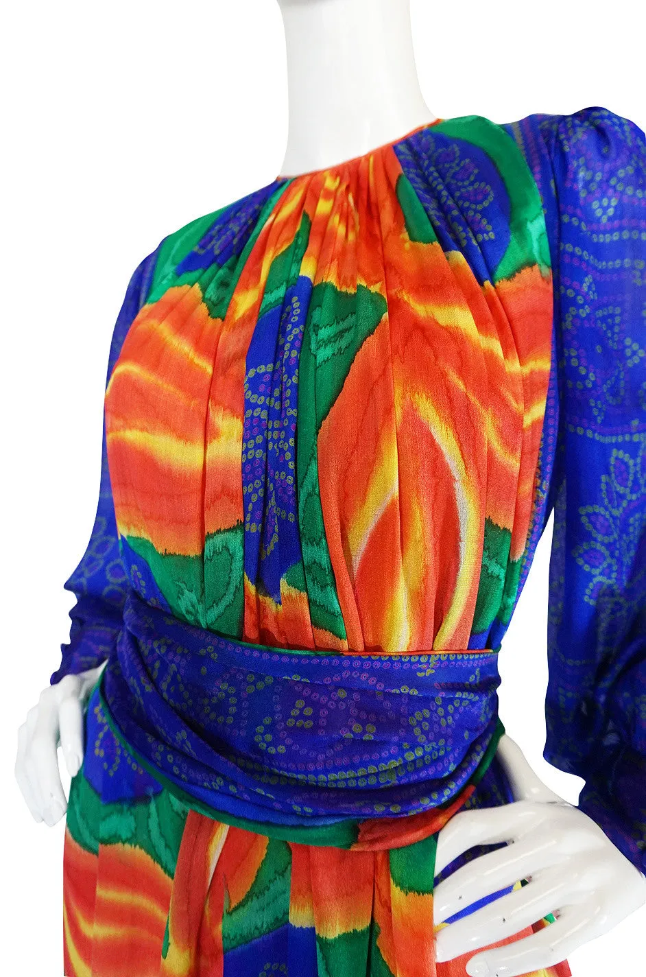 1970s Beautiful Tie Dye Silk Chiffon Caftan Dress