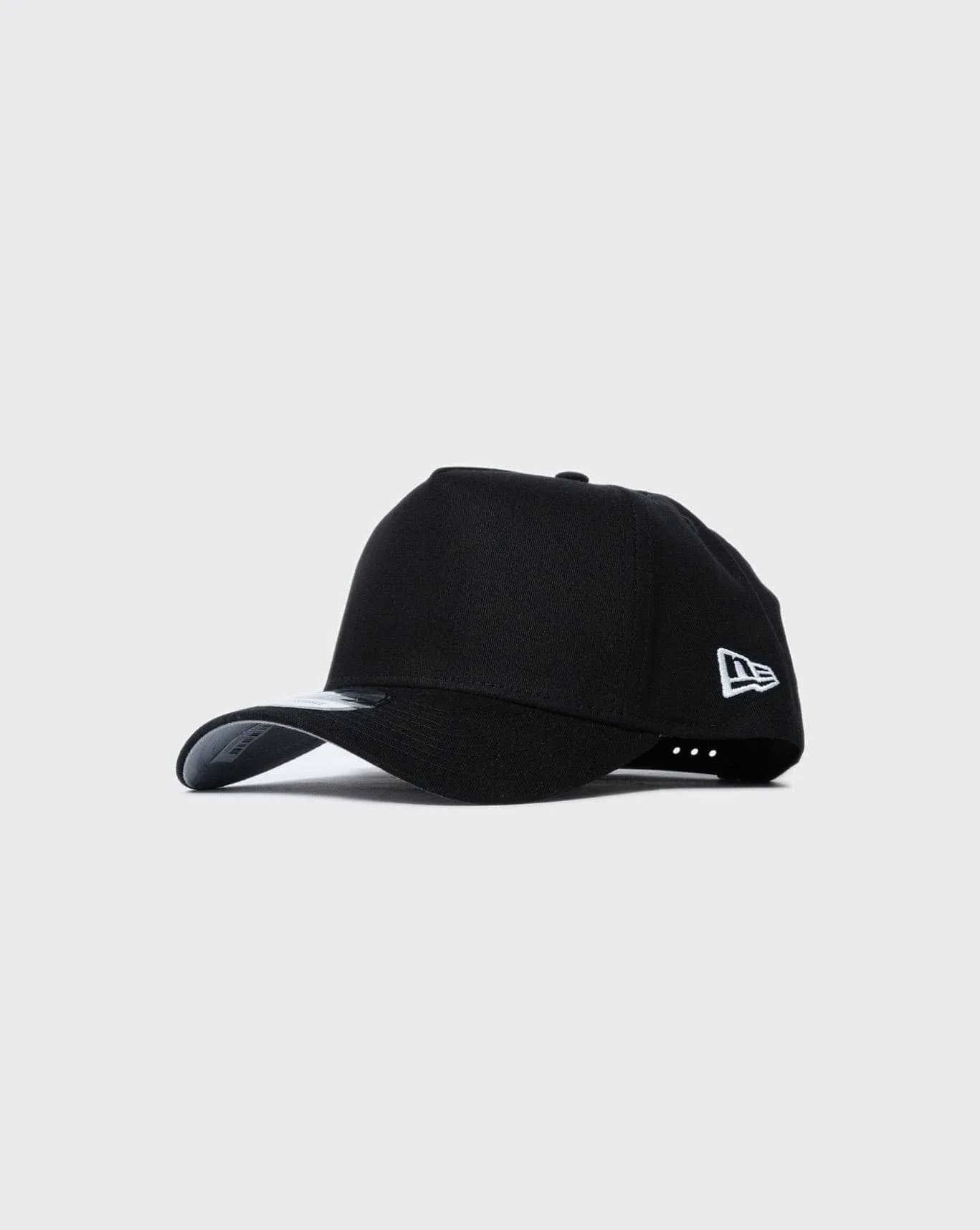 New Era 940AF Essential