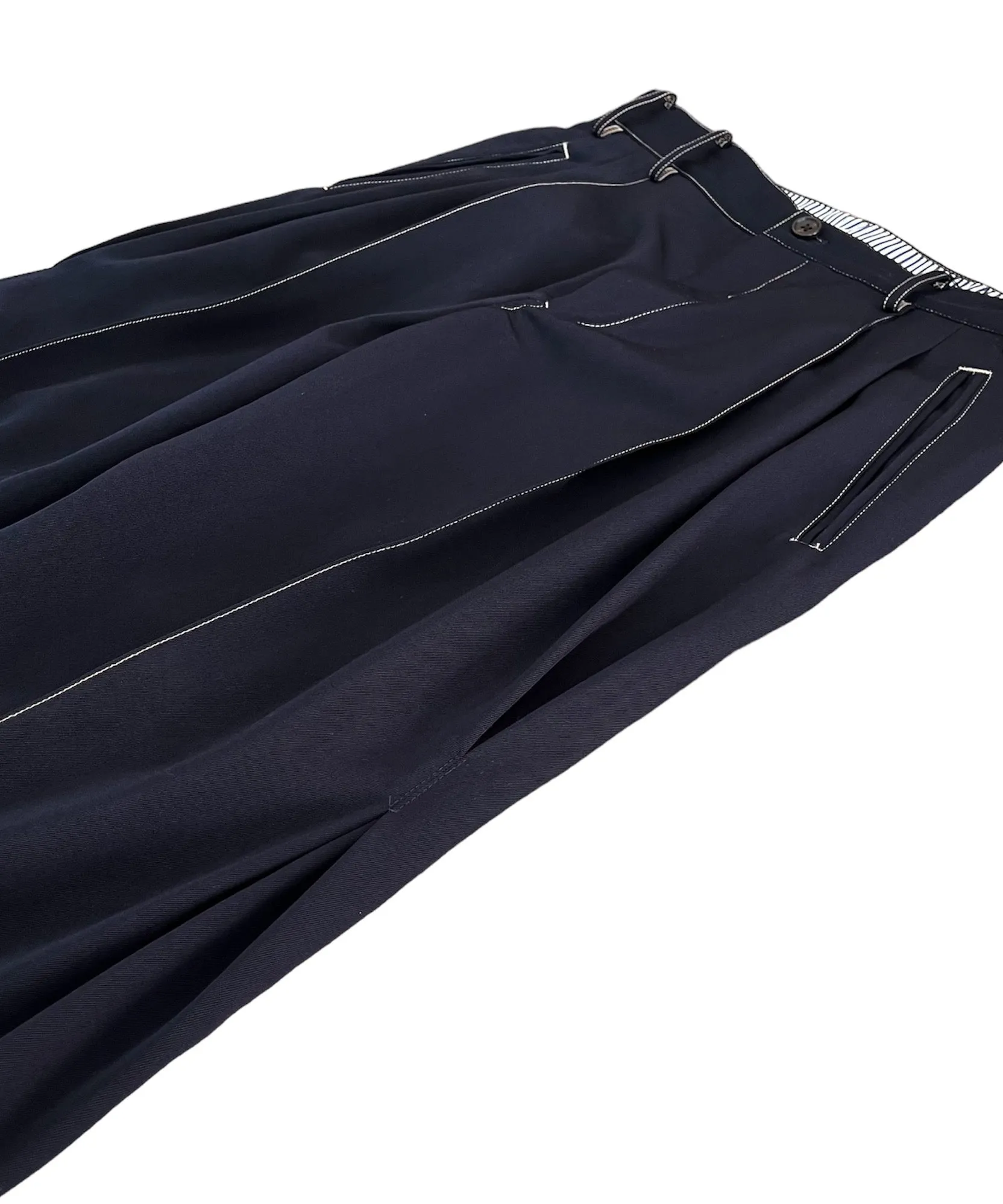 Pleat-detail pants "NAVY"