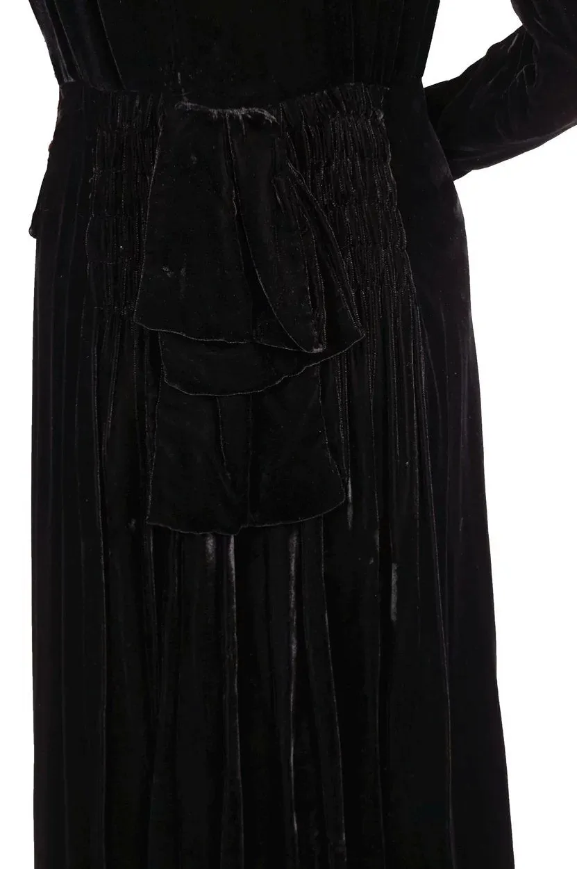 Vintage 1930s Black Velvet Dress - Rhinestones - Leg of mutton Sleeves